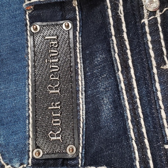 Rock Revival Jeans - Picture 8 of 9